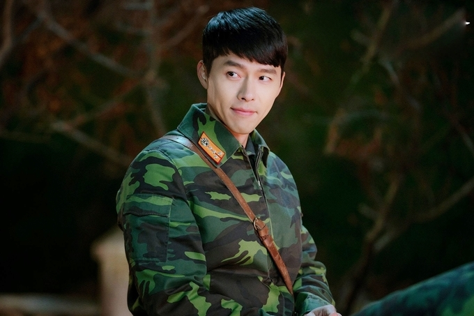 'Đốn tim' fan như vẻ đẹp của Huyn Bin trong 'Hạ cánh nơi anh' - 20