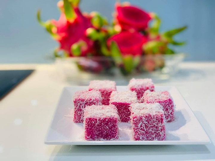 Chị em đua nhau khoe bánh mì thanh long tự làm - 8