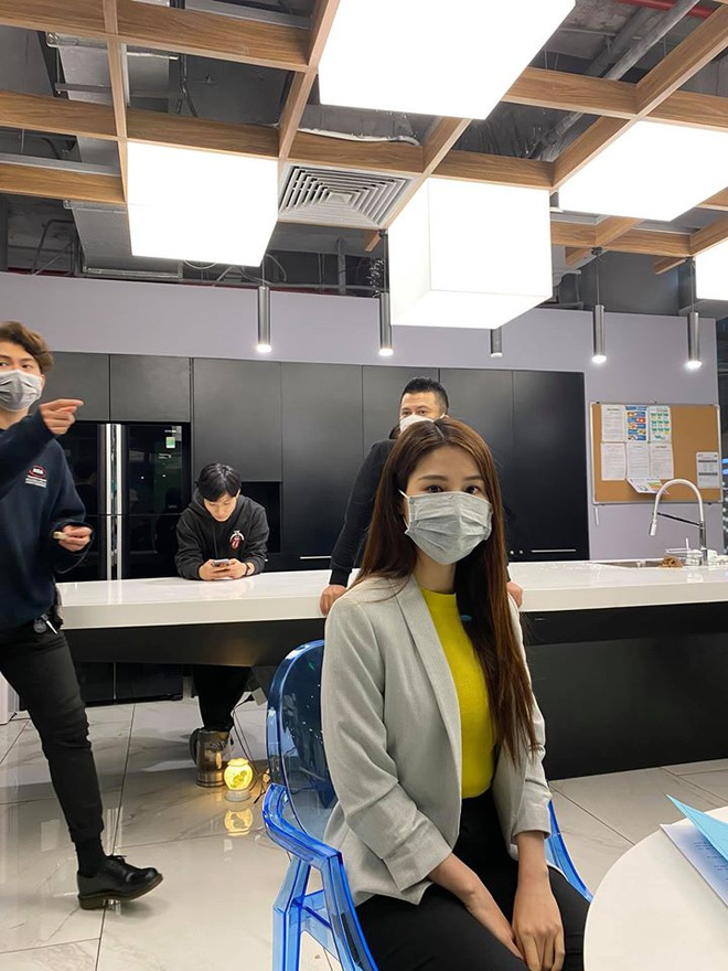 Showbiz đóng băng, hàng loạt chương trình bị hủy, sao Việt làm gì? - 8