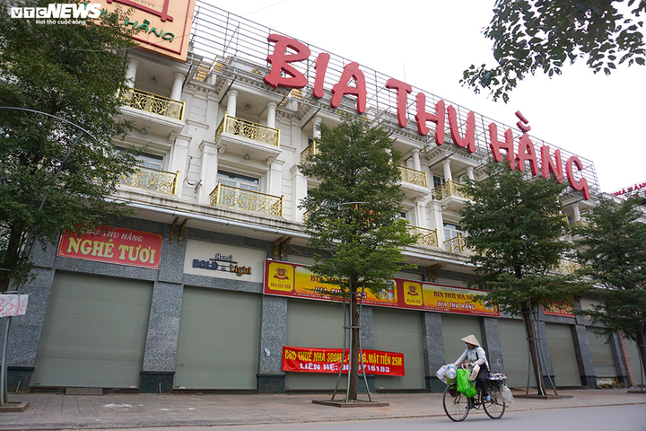 Hậu Nghị định 100 và Covid-19: Nhiều quán bia lớn ở Hà Nội tạm đóng cửa - 9