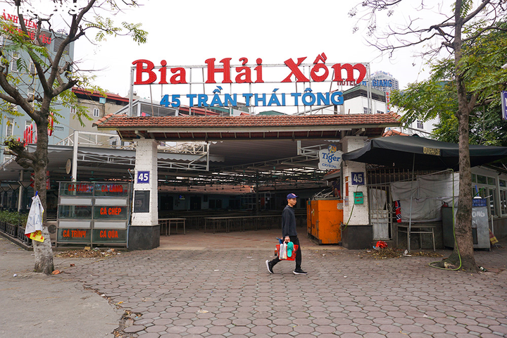 Hậu Nghị định 100 và Covid-19: Nhiều quán bia lớn ở Hà Nội tạm đóng cửa - 1