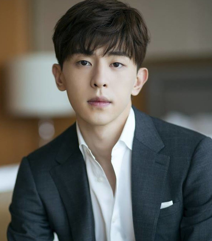 Tiêu Chiến, Lý Hiện và loại nam chính trong phim chuyển thể được yêu thích nhất - 5