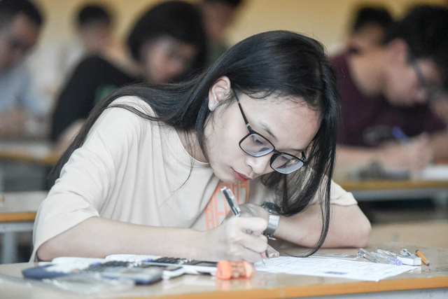 Thí sinh ôn tập ra sao để đạt điểm cao trong kỳ thi THPT quốc gia? - 2