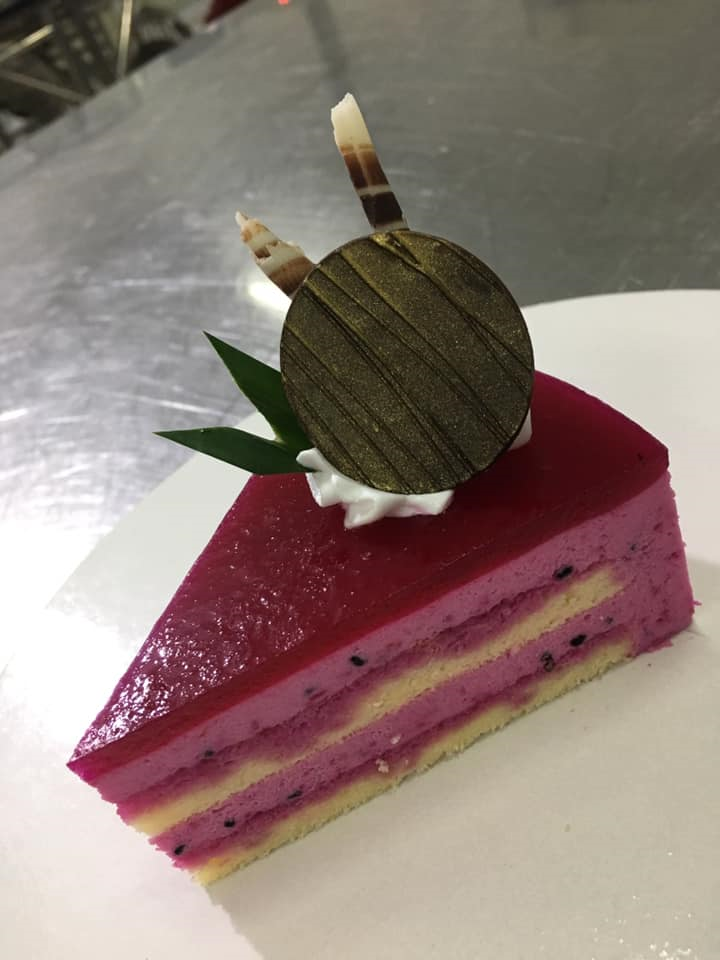 Chị em đua nhau khoe bánh mì thanh long tự làm - 11