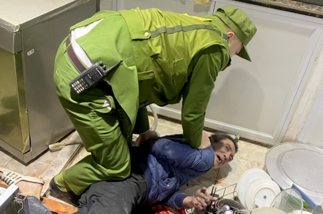 Giọng ca opera số 1 của Việt Nam bị sát hại: Nghi phạm định đâm anh trai - 2