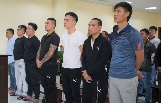 'Ông trùm' băng tín dụng đen tra tấn con nợ như thời trung cổ bình thản cười nói tại tòa - 2