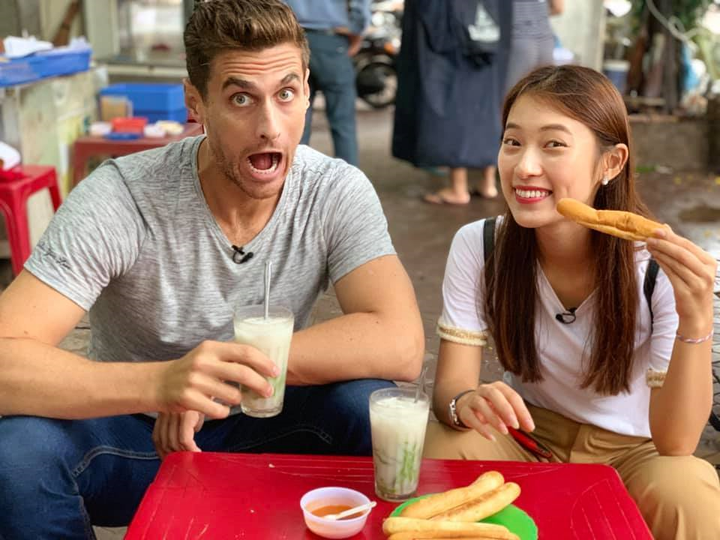 Chàng MC VTV cao gần 2m, cơ bụng 6 múi đẹp trai như tài tử - 2