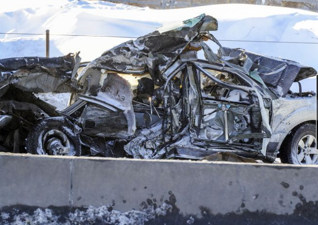 200 xe đâm liên hoàn: 2 người chết, 70 người bị thương - 4