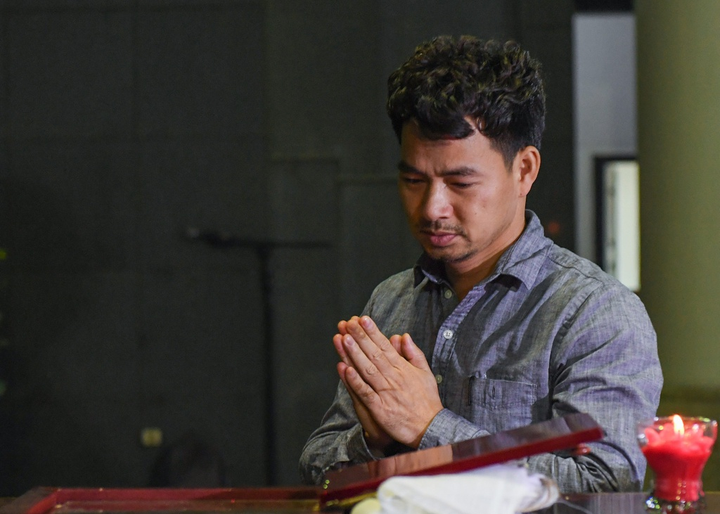 Gia đình, đồng nghiệp tiễn đưa nghệ sĩ Vũ Mạnh Dũng về nơi an nghỉ - 7