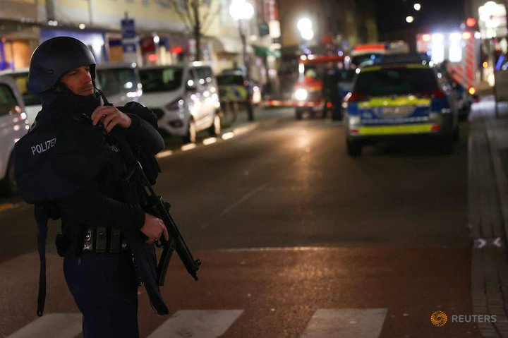 Xả súng ở Đức: 'Có dấu hiệu của động cơ bài ngoại' - 2
