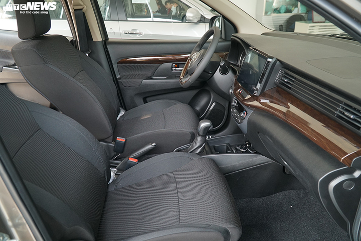 Cận cảnh Suzuki lắp ráp tại Indonesia vừa cập bến Việt Nam - 7