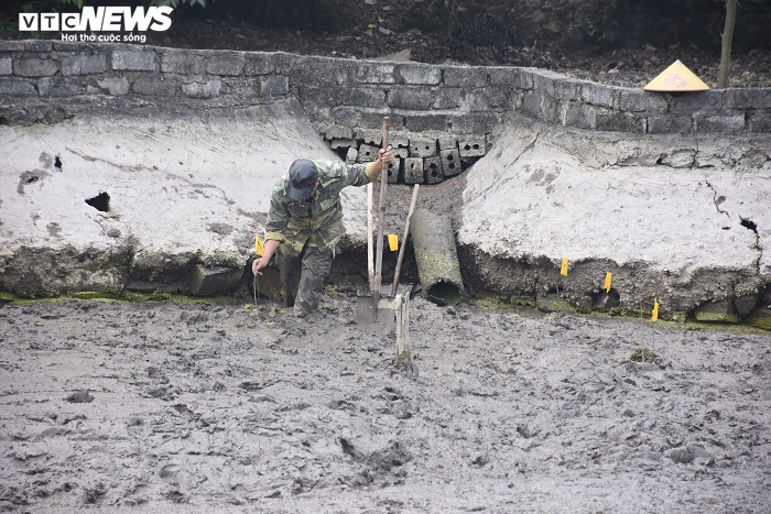 Ảnh: Khai quật bãi cọc mới phát lộ ở Hải Phòng nghi liên quan trận Bạch Đằng - 6