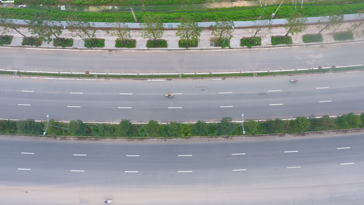 Toàn cảnh tuyến đường gần 1.500 tỷ đồng rộng 10 làn vừa thông xe ở Hà Nội - 5