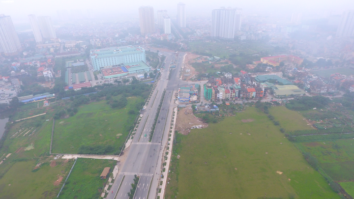 Toàn cảnh tuyến đường gần 1.500 tỷ đồng rộng 10 làn vừa thông xe ở Hà Nội - 9