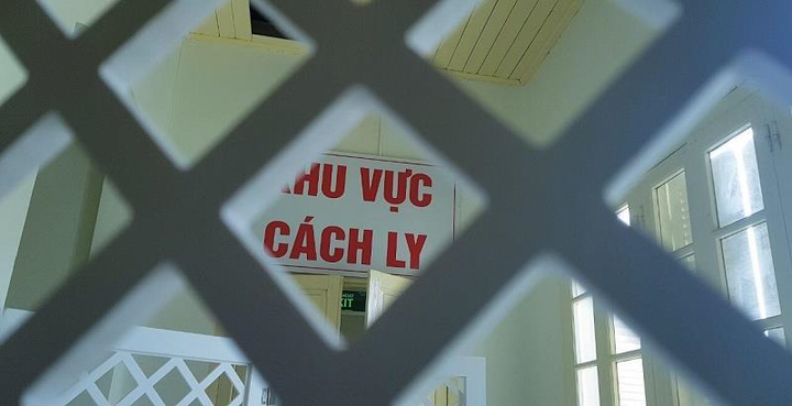 Nữ sinh chết sau khi khó thở, sốt ở Huế: Do bệnh lý não, không phải Covid-19 - 1