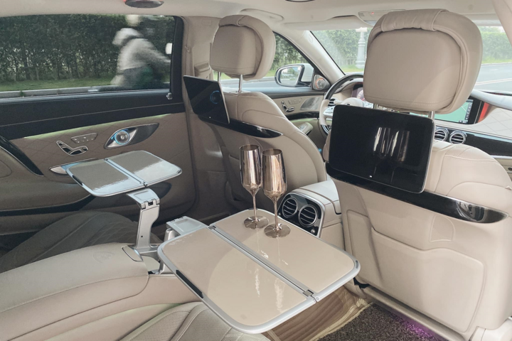 Người đẹp Diệp Lâm Anh rao bán Mercedes-Maybach S450 với lời hứa tặng kèm túi hàng hiệu - 6