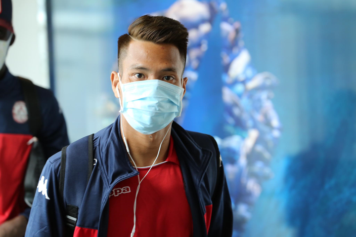 Công Phượng và dàn sao CLB TPHCM sang Singapore đá AFC Cup giữa tâm dịch Covid-19 - 4