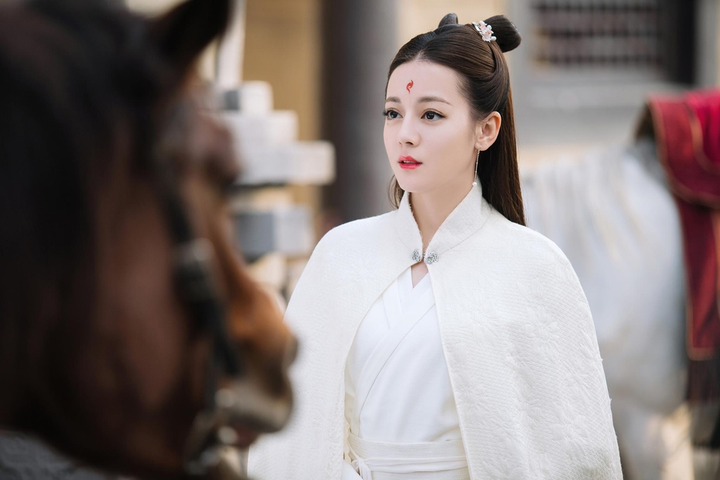 Loạt tạo hình được khen xinh đẹp của Địch Lệ Nhiệt Ba trong 'Tam sinh tam thế: Chẩm thượng thư' - 11