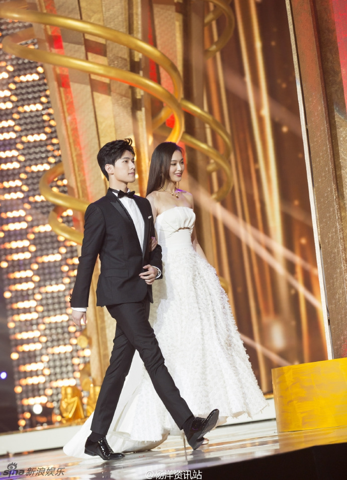 Loạt ảnh cũ 4 năm trước của Đường Yên - Dương Dương bất ngờ hot trở lại - 1