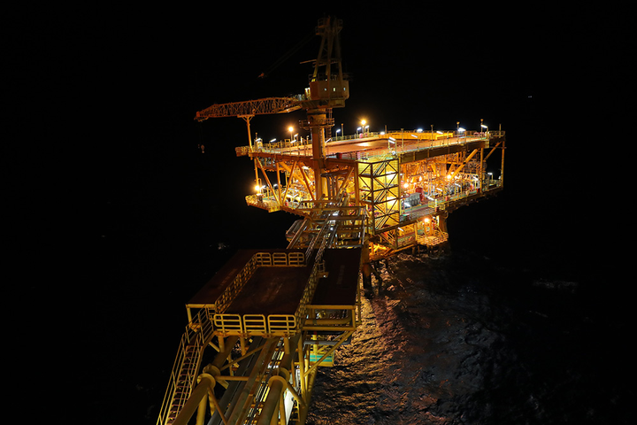 Dự án Biển Đông 01: Con gà đẻ trứng vàng của PVN - 1