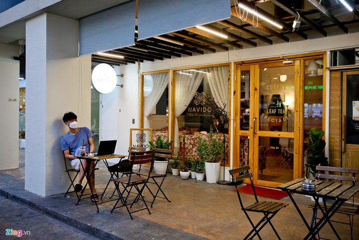 Sợ Covid-19, người Hàn Quốc ở Sài Gòn hủy kế hoạch về quê - 6