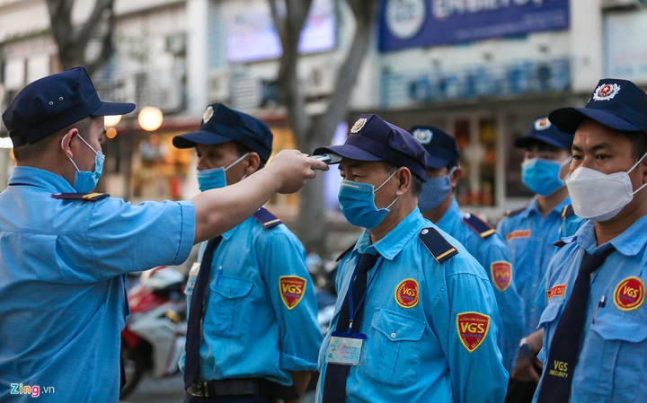 Sợ Covid-19, người Hàn Quốc ở Sài Gòn hủy kế hoạch về quê - 7