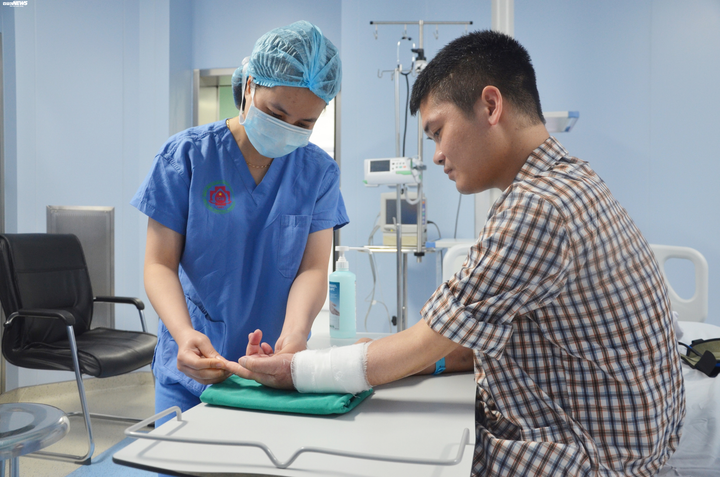 Ghép tay từ người cho còn sống chấn động thế giới và 12 năm trăn trở thực hiện ca phẫu thuật đỉnh cao của bác sĩ Việt - 5
