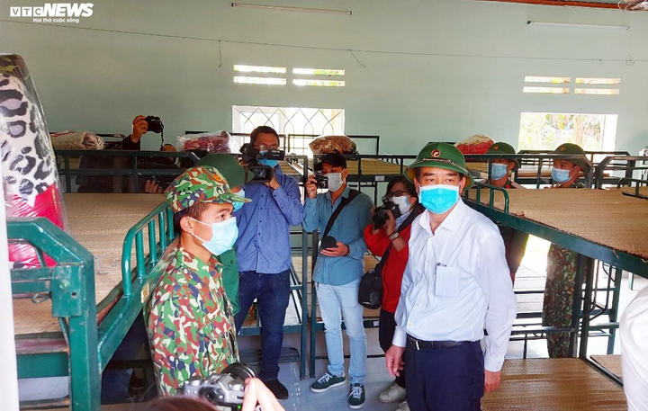 Cận cảnh khu cách ly 69 người Việt từ Hàn Quốc về Đà Nẵng - 11