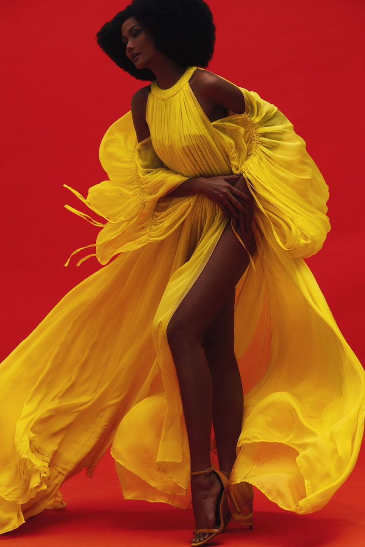 Hóa ‘tắc kè hoa’, H’Hen Niê lạ lẫm với loạt tạo hình mới - 3