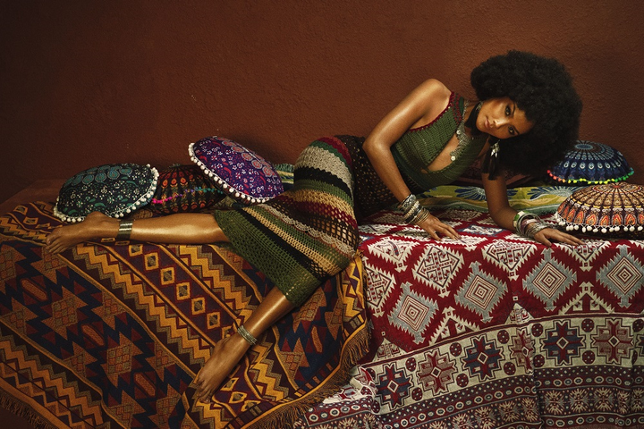 Hóa ‘tắc kè hoa’, H’Hen Niê lạ lẫm với loạt tạo hình mới - 6