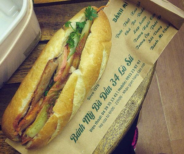 Điểm danh những hàng bánh mì ngon nức tiếng Hà Nội - 2