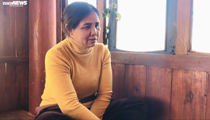 Cặp vợ chồng góp công xóa bỏ hủ tục và chữa bệnh miễn phí cho dân làng Tây Nguyên - 1