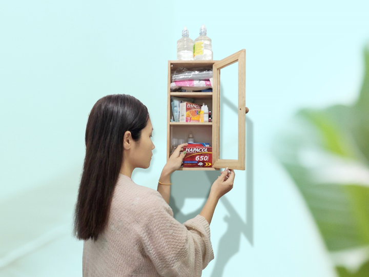 Soi tủ thuốc gia đình của các 'hot mom' giữa dịch Covid-19 - 2