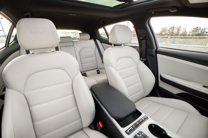 Kia ra mắt phiên bản đặc biệt Stinger Night Sky 2020 - 2