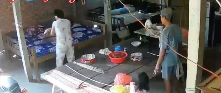 Công an làm rõ nghi vấn cụ bà bị con dâu bạo hành - 1