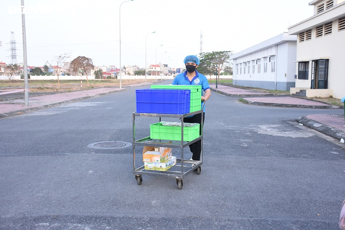 Suất ăn 150 nghìn đồng/ngày của người cách ly phòng dịch Covid-19 tại Hải Phòng thế nào? - 11