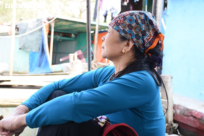 Ảnh: Xóm chài nghèo trong lòng thành phố Cảng trước ngày bị di dời - 18