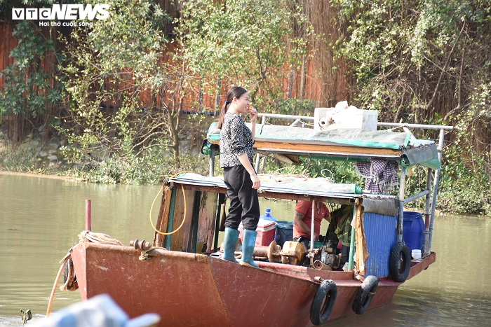 Ảnh: Xóm chài nghèo trong lòng thành phố Cảng trước ngày bị di dời - 6