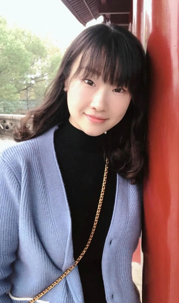 Nữ y tá Vũ Hán xin nhà nước 'cấp' bạn trai sau dịch Covid-19 - 2