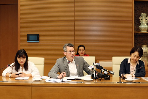 WHO và Mỹ mong muốn Việt Nam chia sẻ kinh nghiệm phòng chống Covid-19 - 3