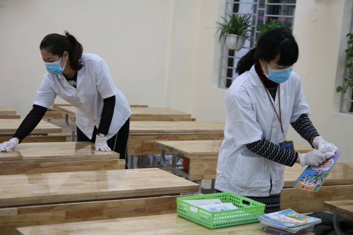 Giáo viên làm việc xuyên ngày nghỉ, tổng vệ sinh trường lớp - 9