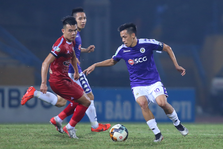 Phòng Covid-19, khán giả xem Siêu cúp Quốc gia phải ngồi cách nhau 2 mét - 1