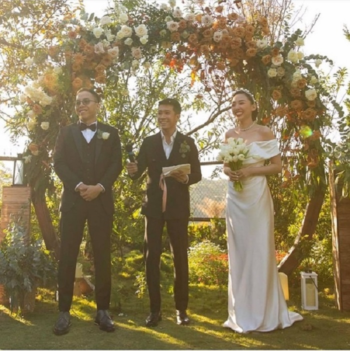 Hé lộ loạt ảnh rõ nét trong lễ cưới Tóc Tiên - Hoàng Touliver - 2