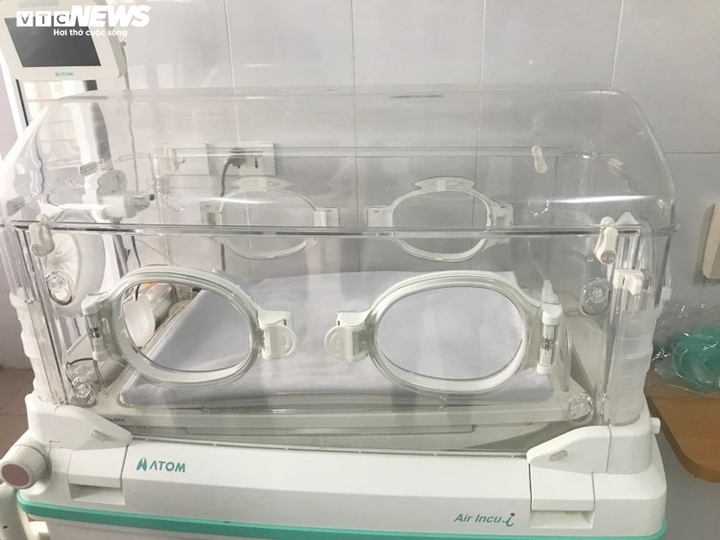 Hạnh phúc vỡ òa ngày ra viện của thai phụ 39 tuần trở về từ Vũ Hán - 2