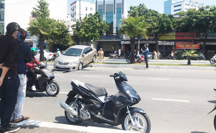 Đâm người trọng thương khi đỗ xe hộ người khác - 1