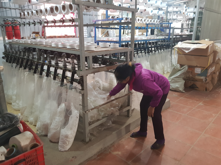 Cảnh sản xuất khẩu trang lộn xộn, nghi kém chất lượng ở Bắc Ninh - 12