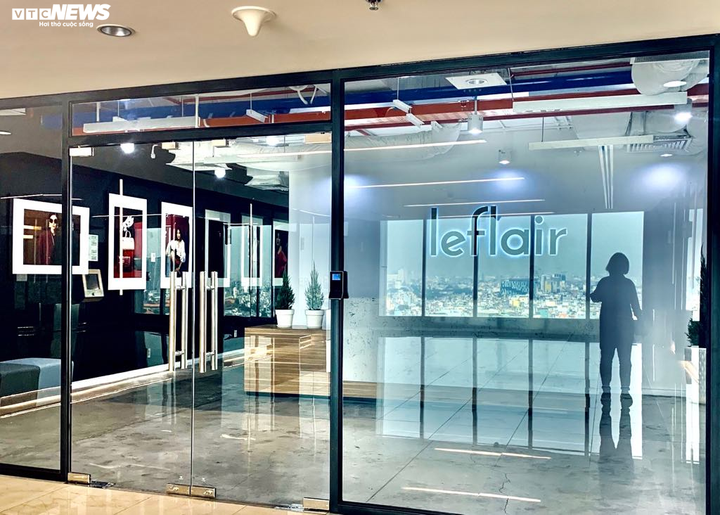 Leflair đóng cửa, nghi 'ôm' nợ 2 triệu USD: Khách hàng điêu đứng vì bị 'bùng' tiền - 2