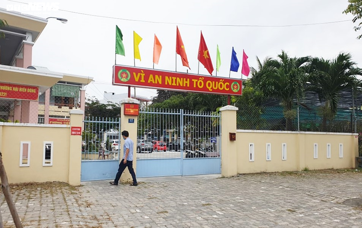 12 cán bộ công an Đà Nẵng tiếp xúc gián tiếp với người Hàn Quốc được xuất viện - 1