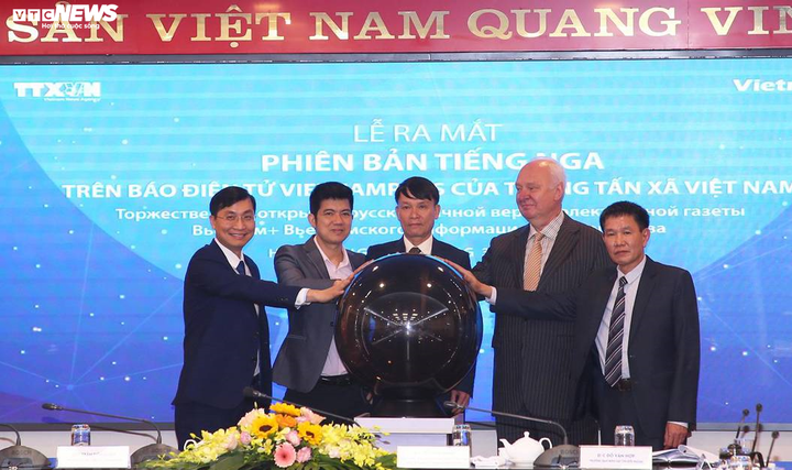 Ra mắt phiên bản tiếng Nga trên Báo điện tử VietnamPlus - 1