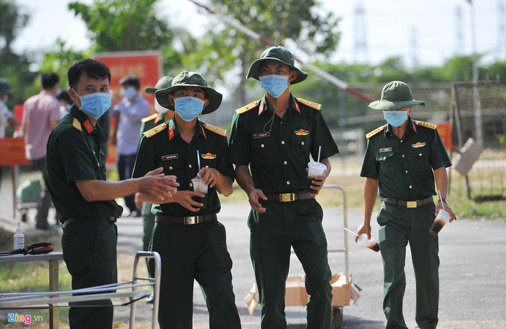 Bên trong khu cách ly 303 người về từ vùng dịch Hàn Quốc ở Cần Thơ - 6